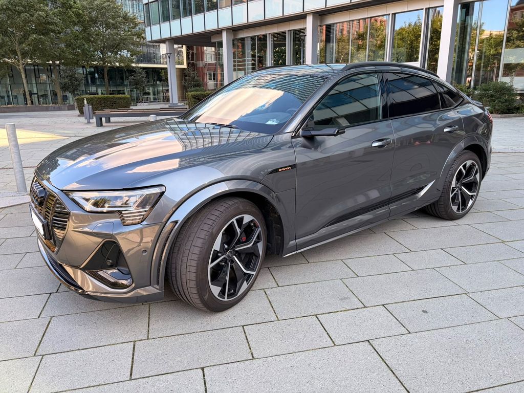 Image of Audi e-tron