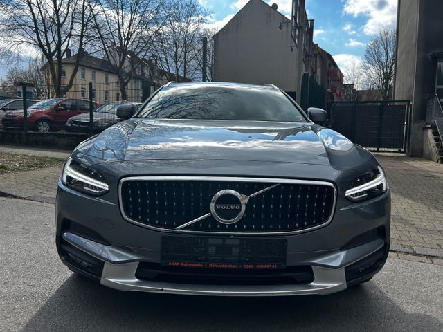 Volvo V90 Cross Country AWD*PANORAMA*360°HEAD UP*