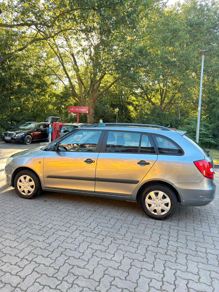 Skoda Fabia 2012 — photo 8