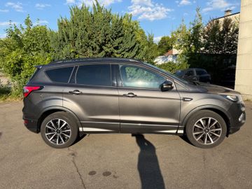 Ford Kuga - 3