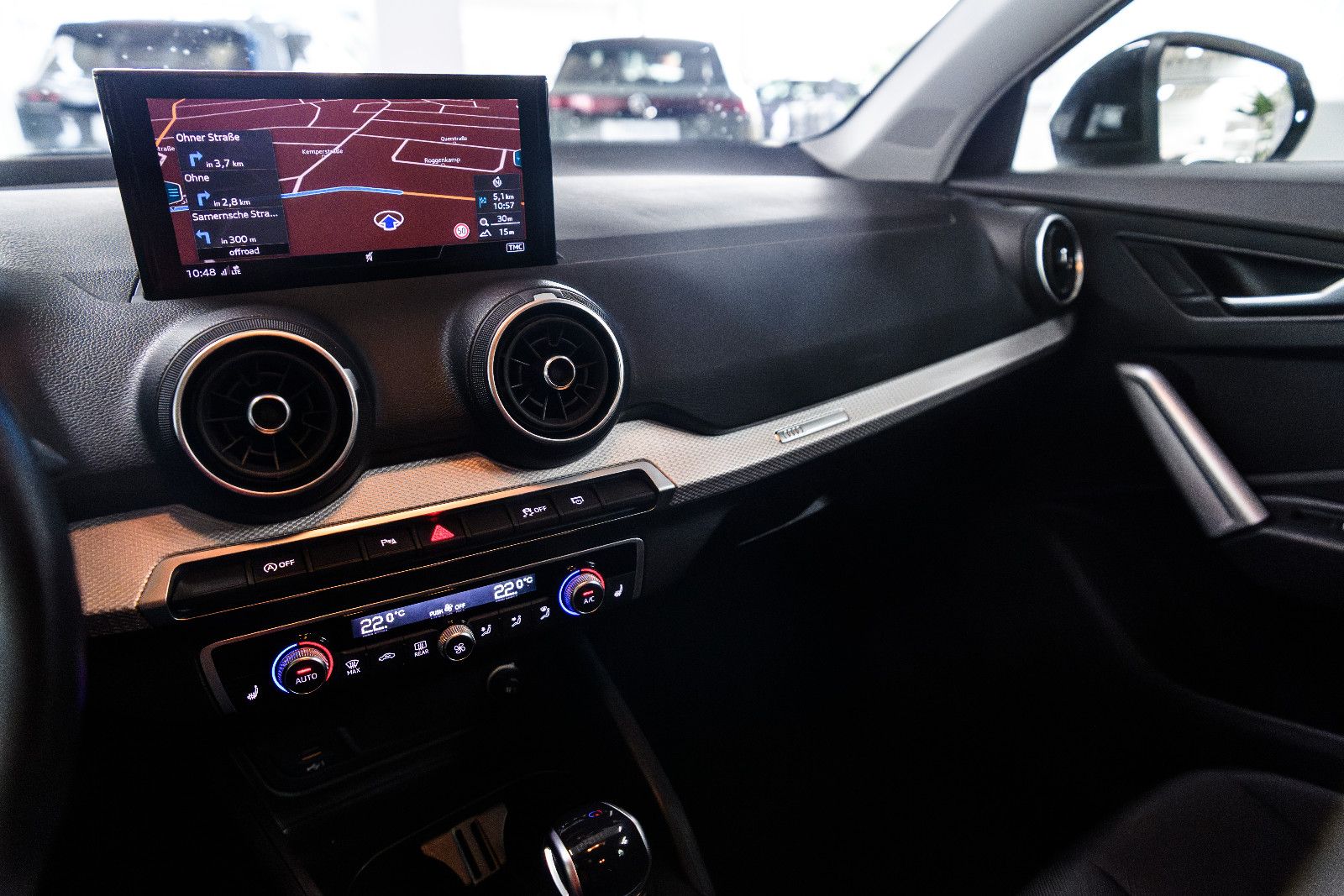 Fahrzeugabbildung Audi Q2 35 TFSI S tronic LED/SZH/NAVI