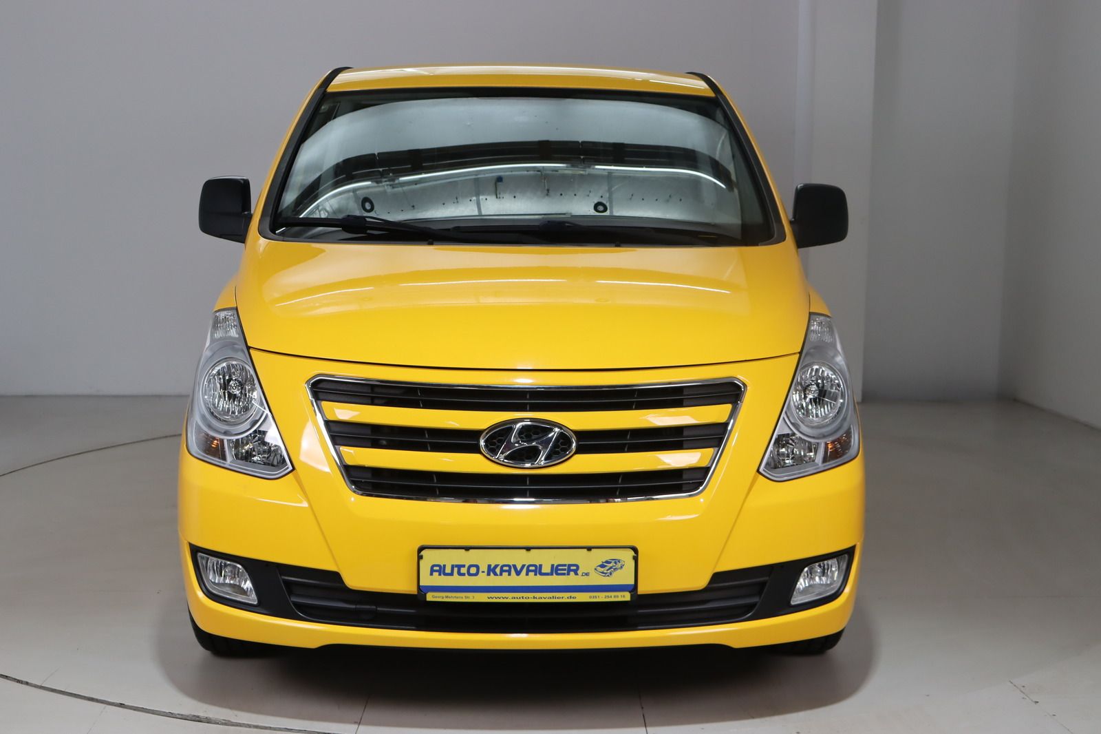 Fahrzeugabbildung Hyundai H-1 2.5CRDi Starex * RFK * Lenkradhzg. * Navi