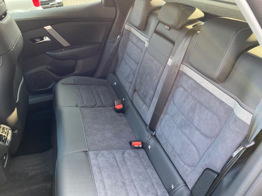 Fahrzeugabbildung Citroën C4 PureTech 130 S&S MAX *Kälte-Paket*