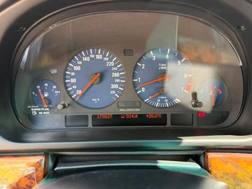 1999 Alpina B10 — миниатюра 30