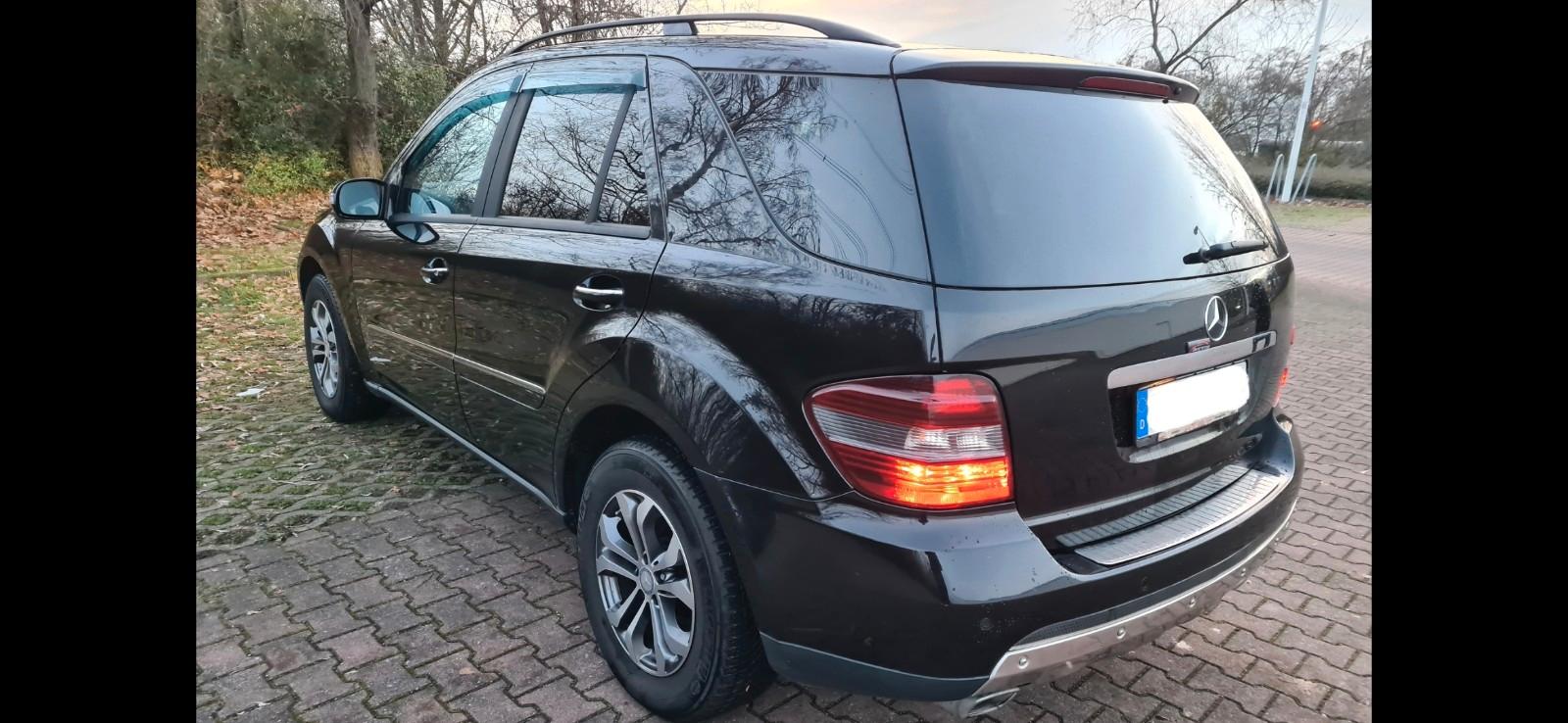 Mercedes-Benz ML 320