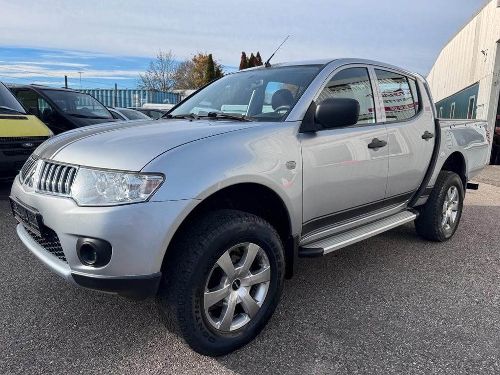 Mitsubishi L200