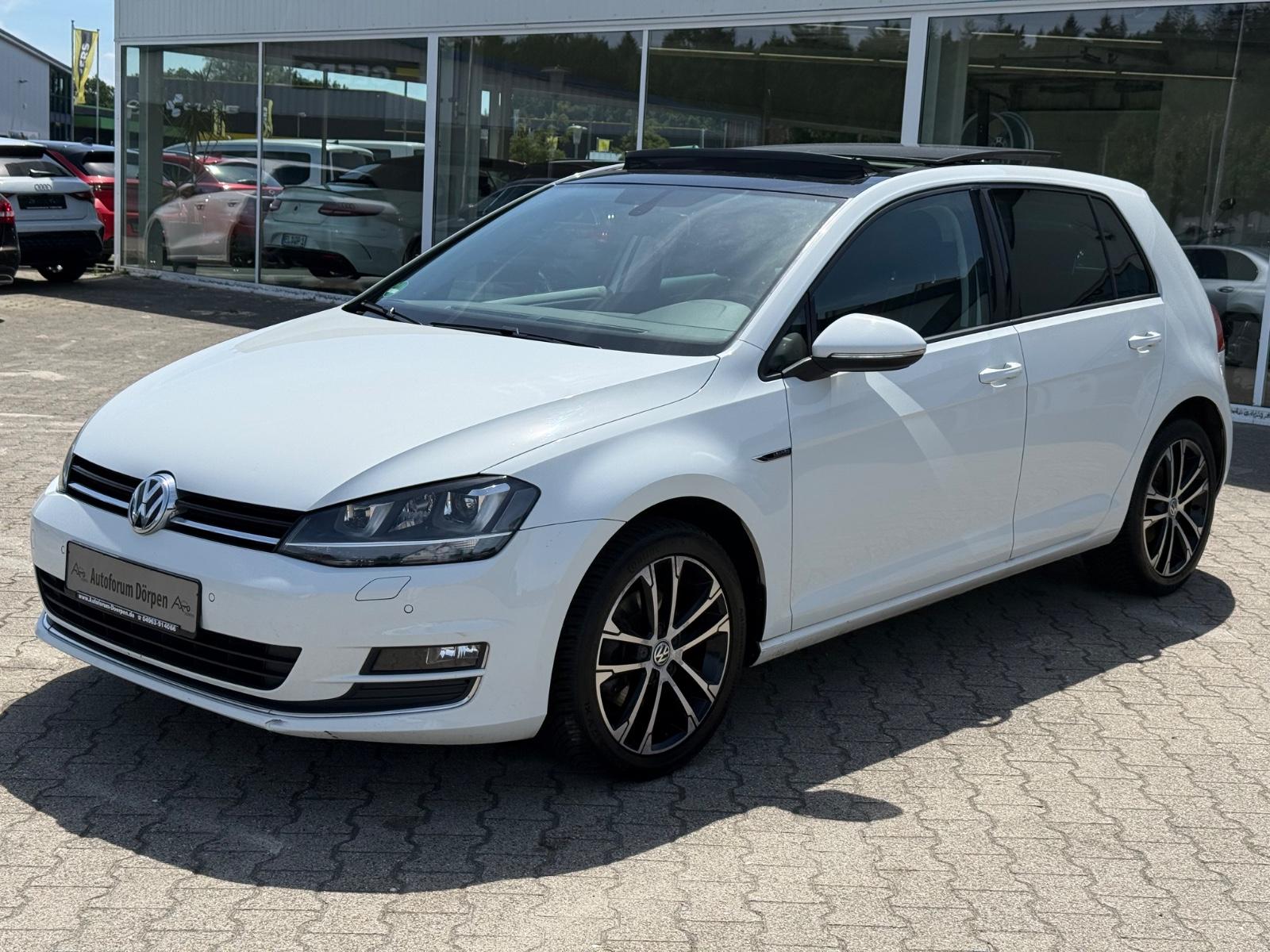 Volkswagen Golf VII Lim. Lounge * DSG*Pano*Xenon*AHK*Navi *