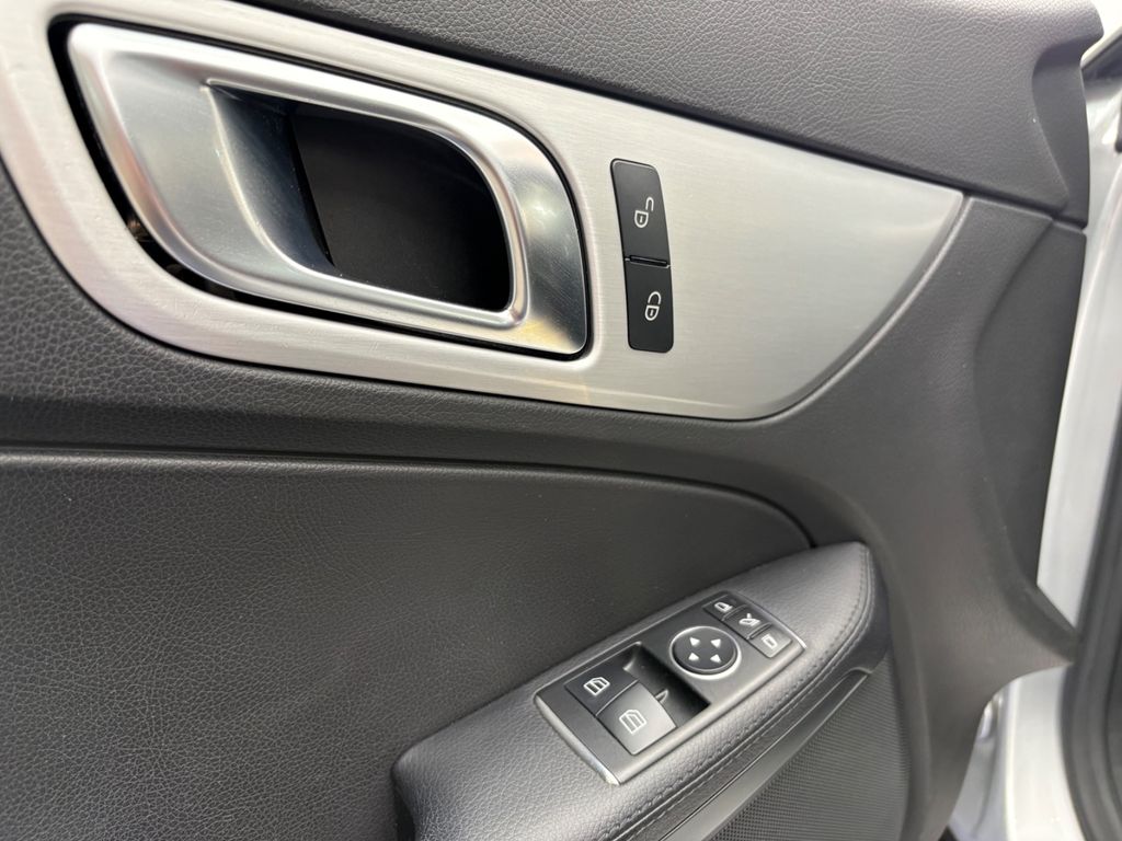 Mercedes-Benz SLK 250 - Bild 16