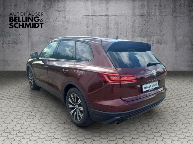 Touareg 3.0TDI V6 AHK DynAudio Kamera Pano