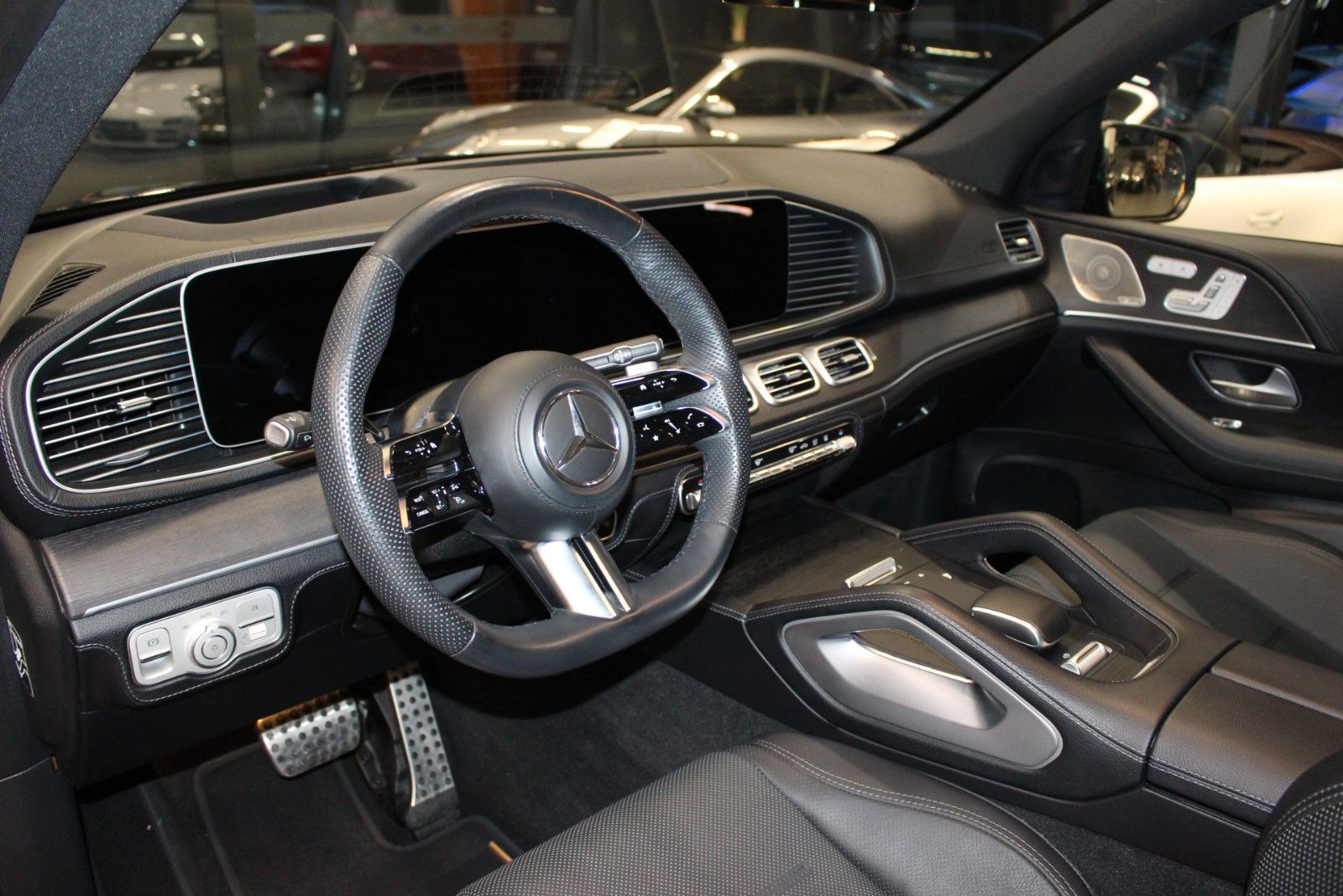 Fahrzeugabbildung Mercedes-Benz GLE 450d AMG Line Burmester+Pano+HeadUp+NightPkt