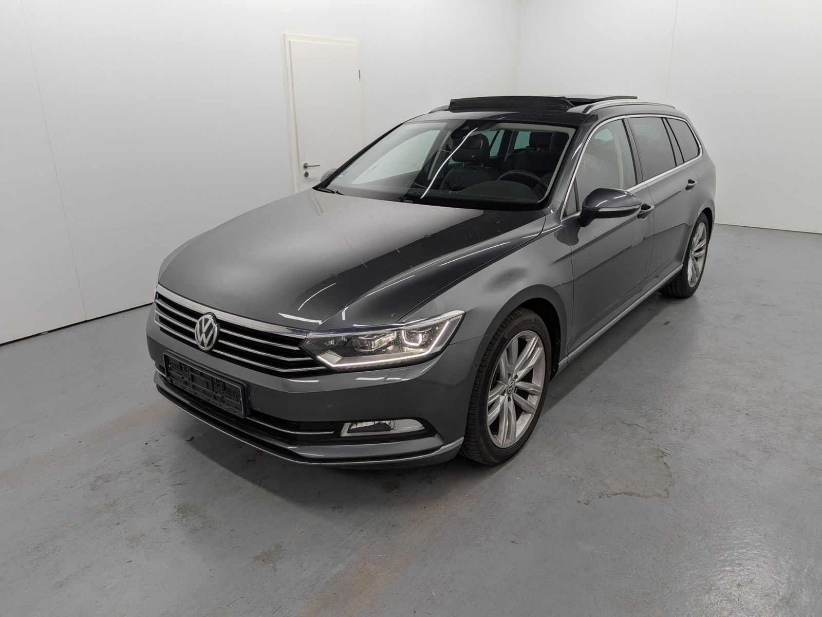 VW Passat Variant