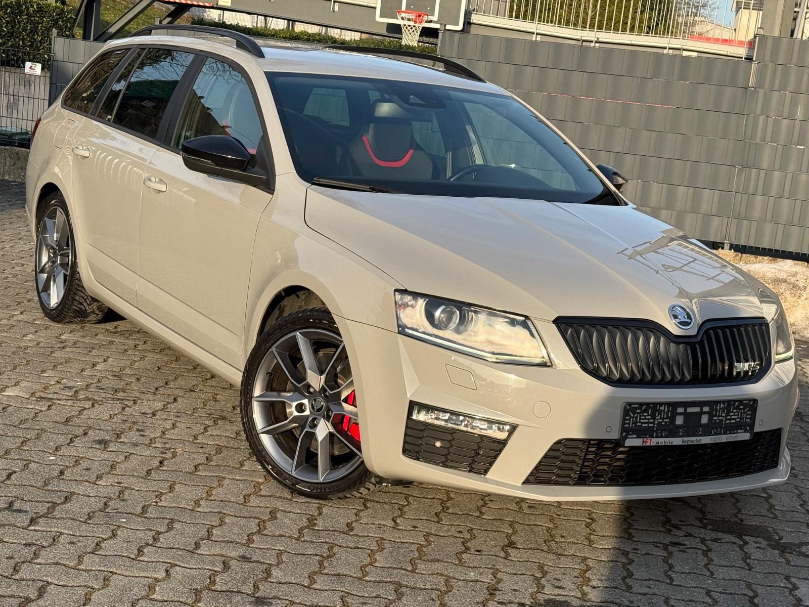 Skoda Octavia Combi RS