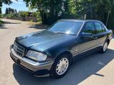Mercedes-Benz C 180 - Mercedes-Benz aus 1998: 180