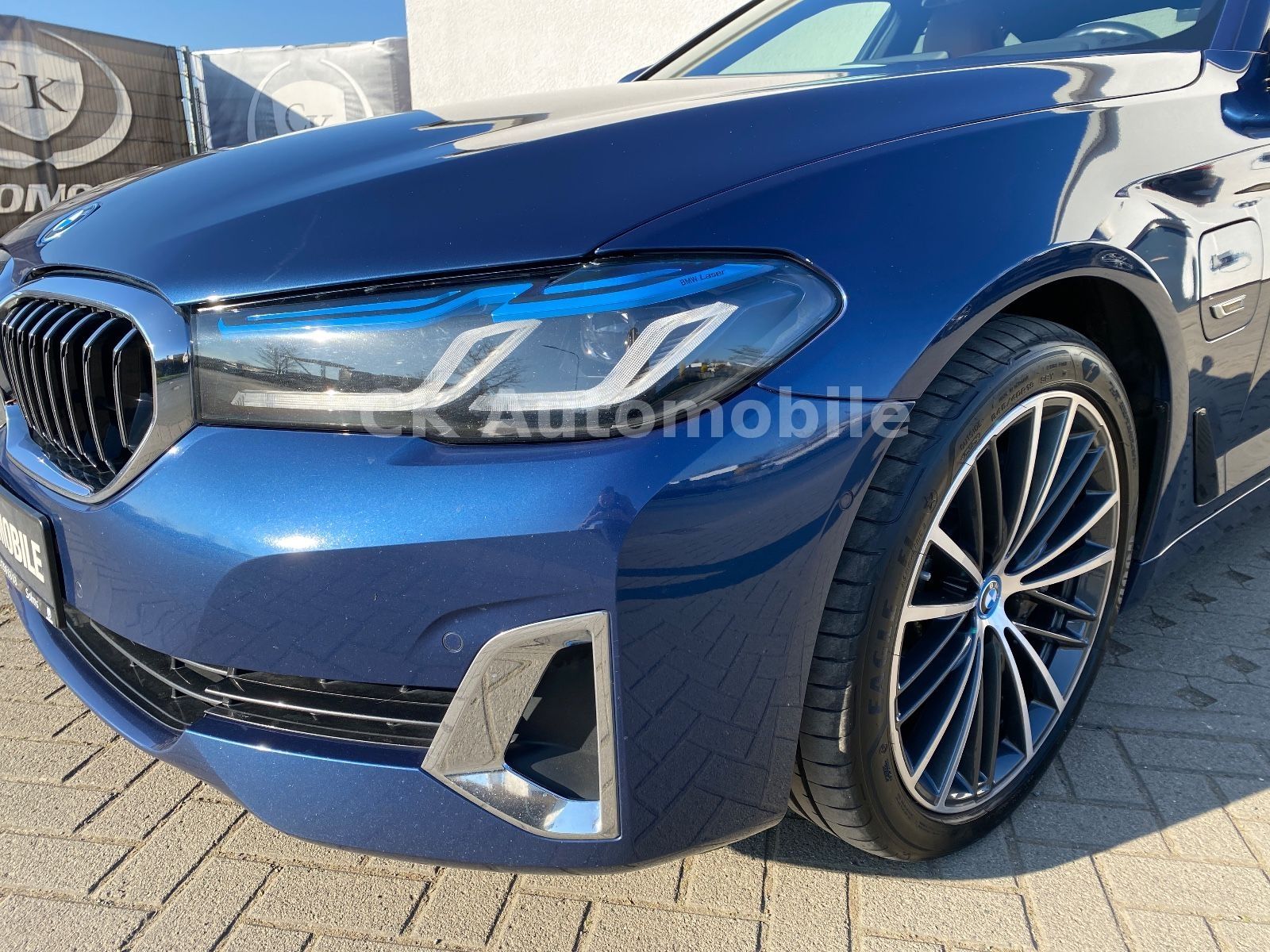 Fahrzeugabbildung BMW 545e Lim.xDrive Luxury Line/Laser/Navi/360°K/AHK