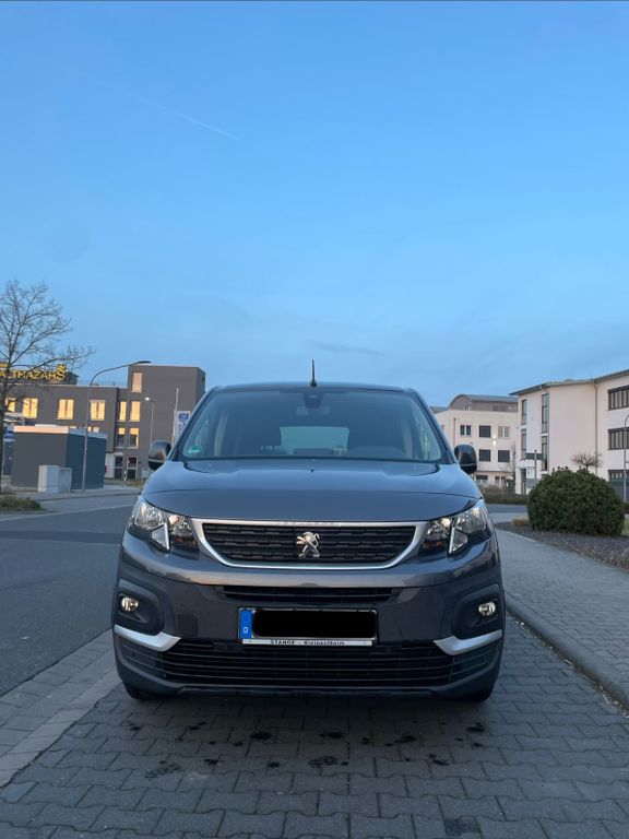Image of Peugeot Rifter