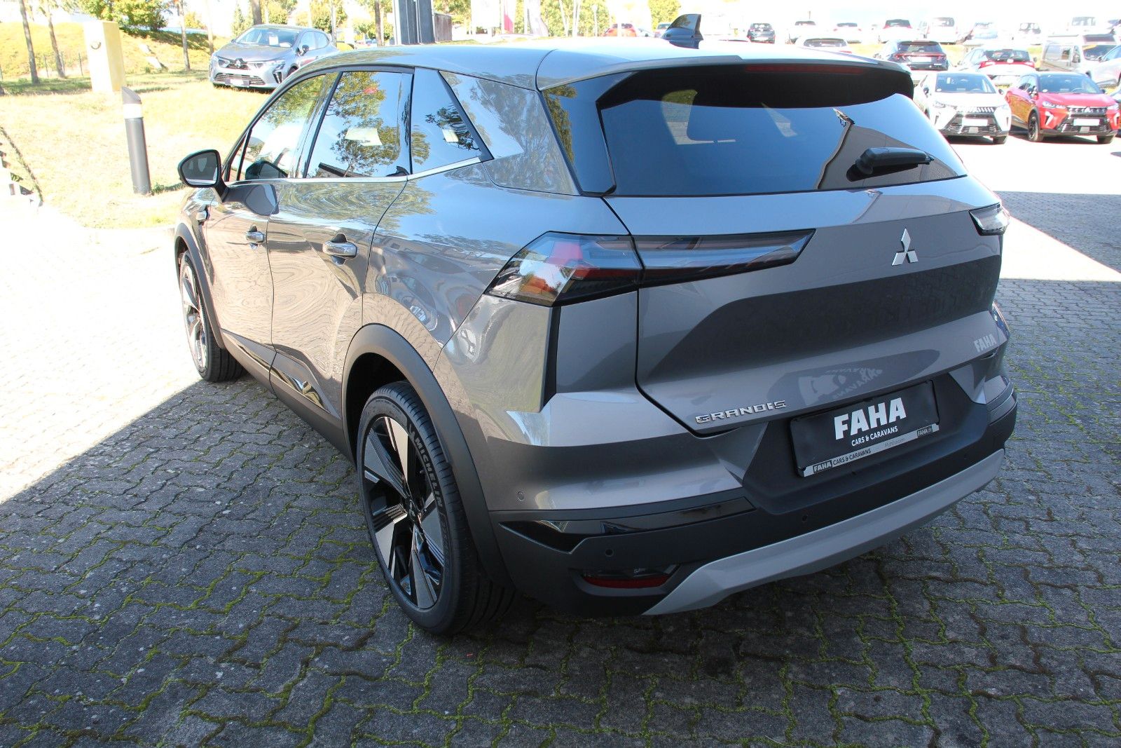 Fahrzeugabbildung Mitsubishi Grandis 1.3 Intro Edition