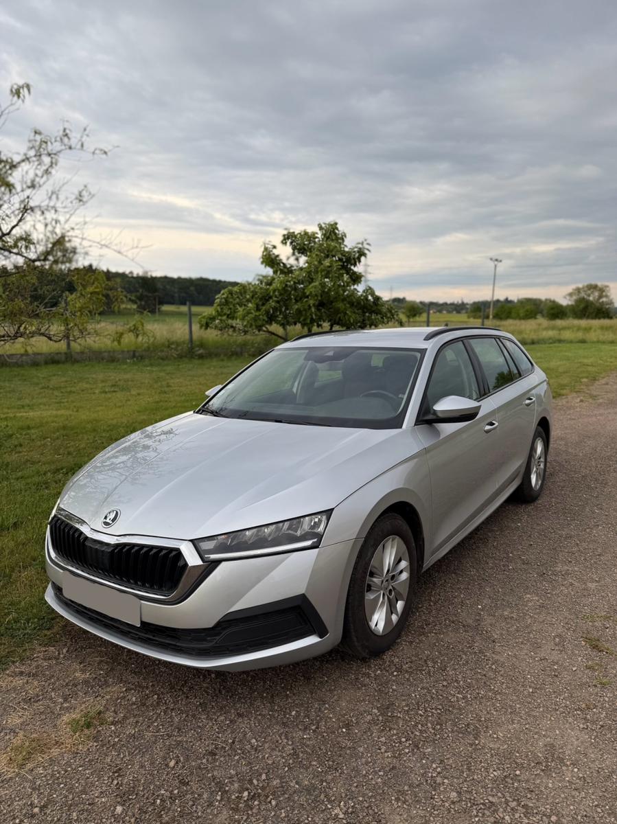 Skoda Octavia 2.0 TDI 85kW DSG AMBITION COMBI