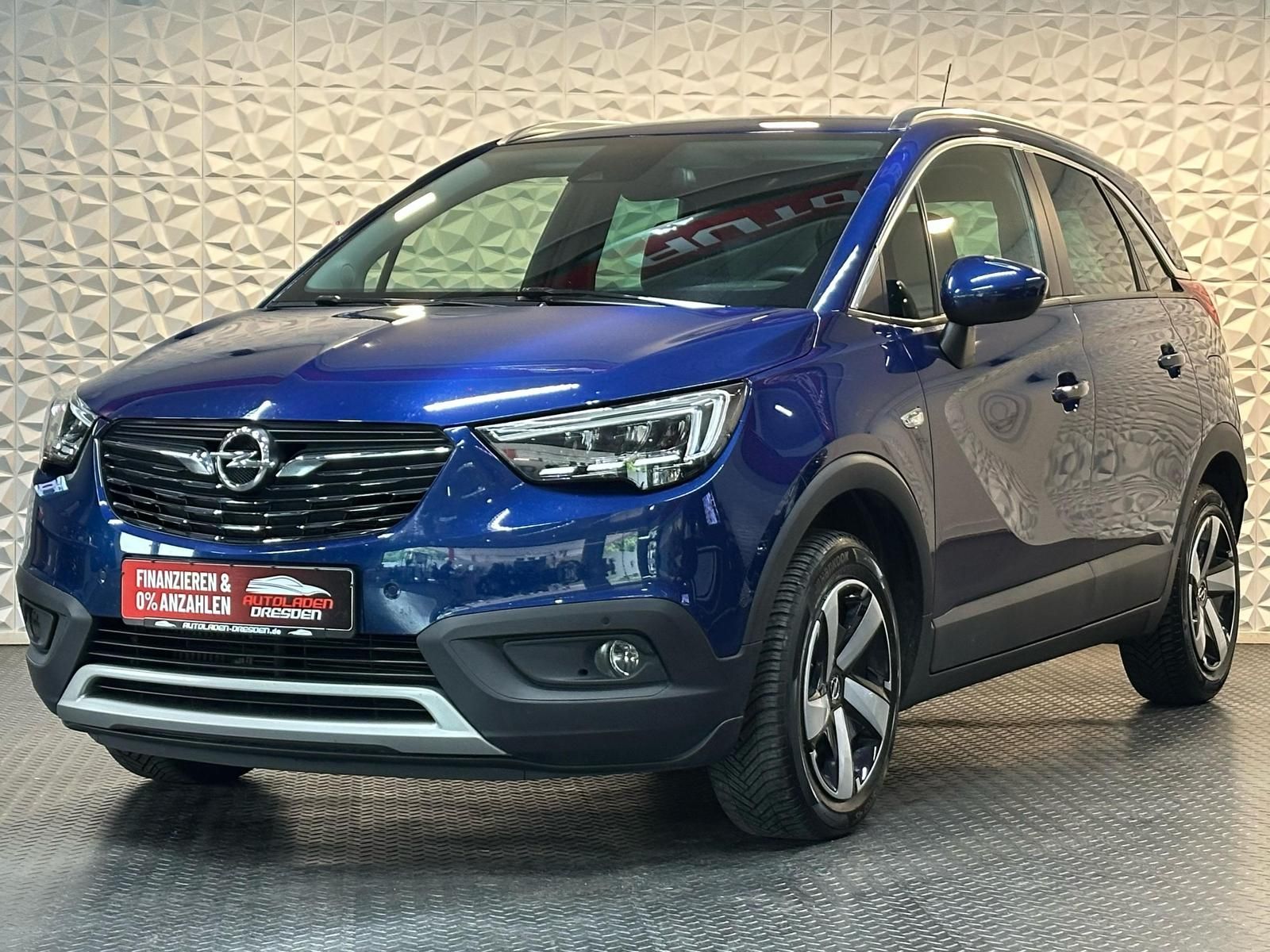 OPEL Crossland X 1.2 ULTIMATE LED#SHZ#LH#TEMP#NAV#HUD - Image 4