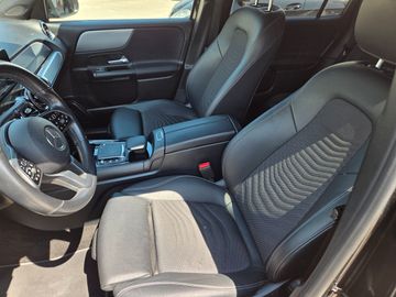 Mercedes GLB 180 - 10