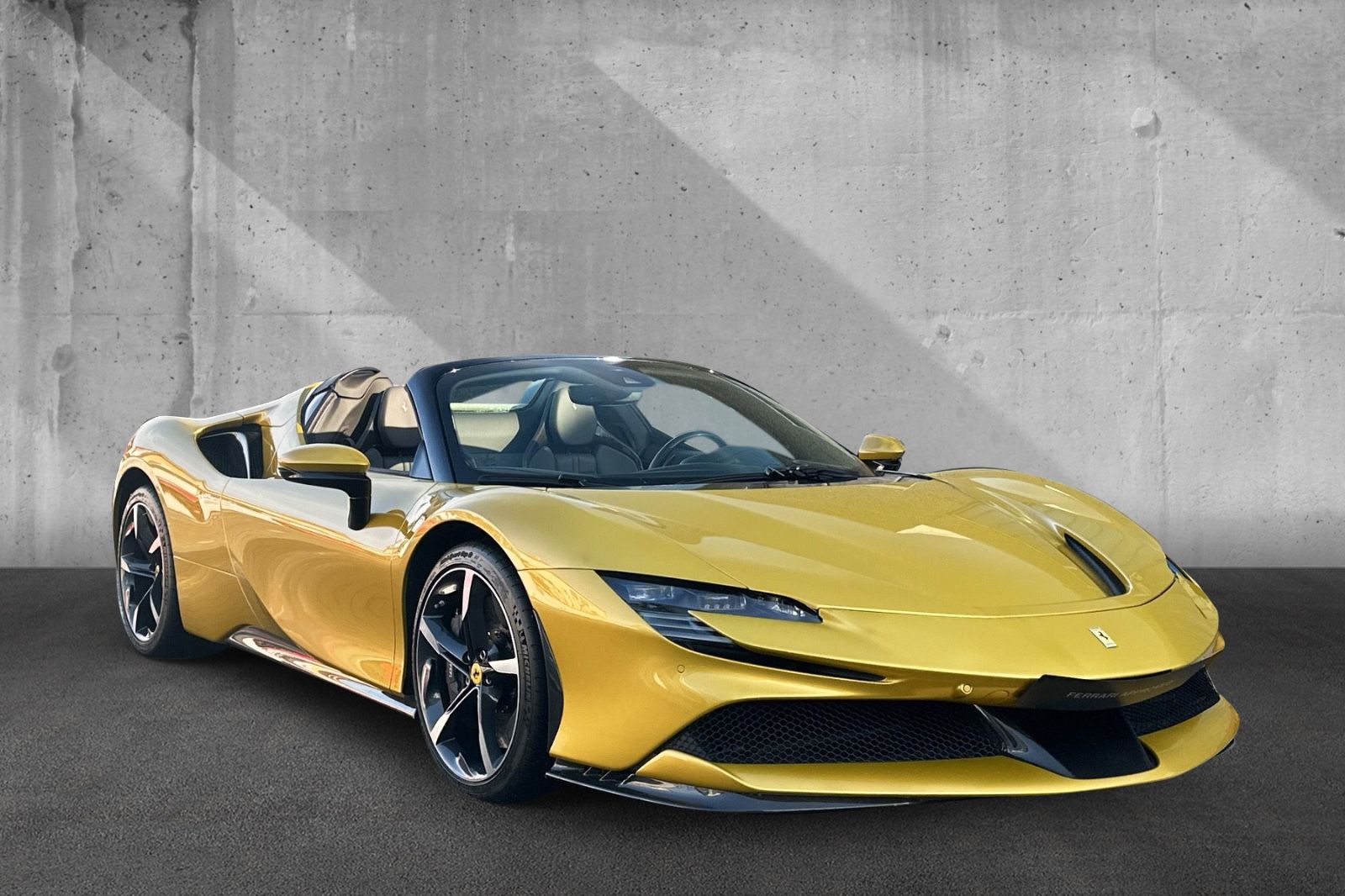 Fahrzeugabbildung Ferrari SF90 Spider*voll Carbon*Lift*Racing-Sitze*JBL*