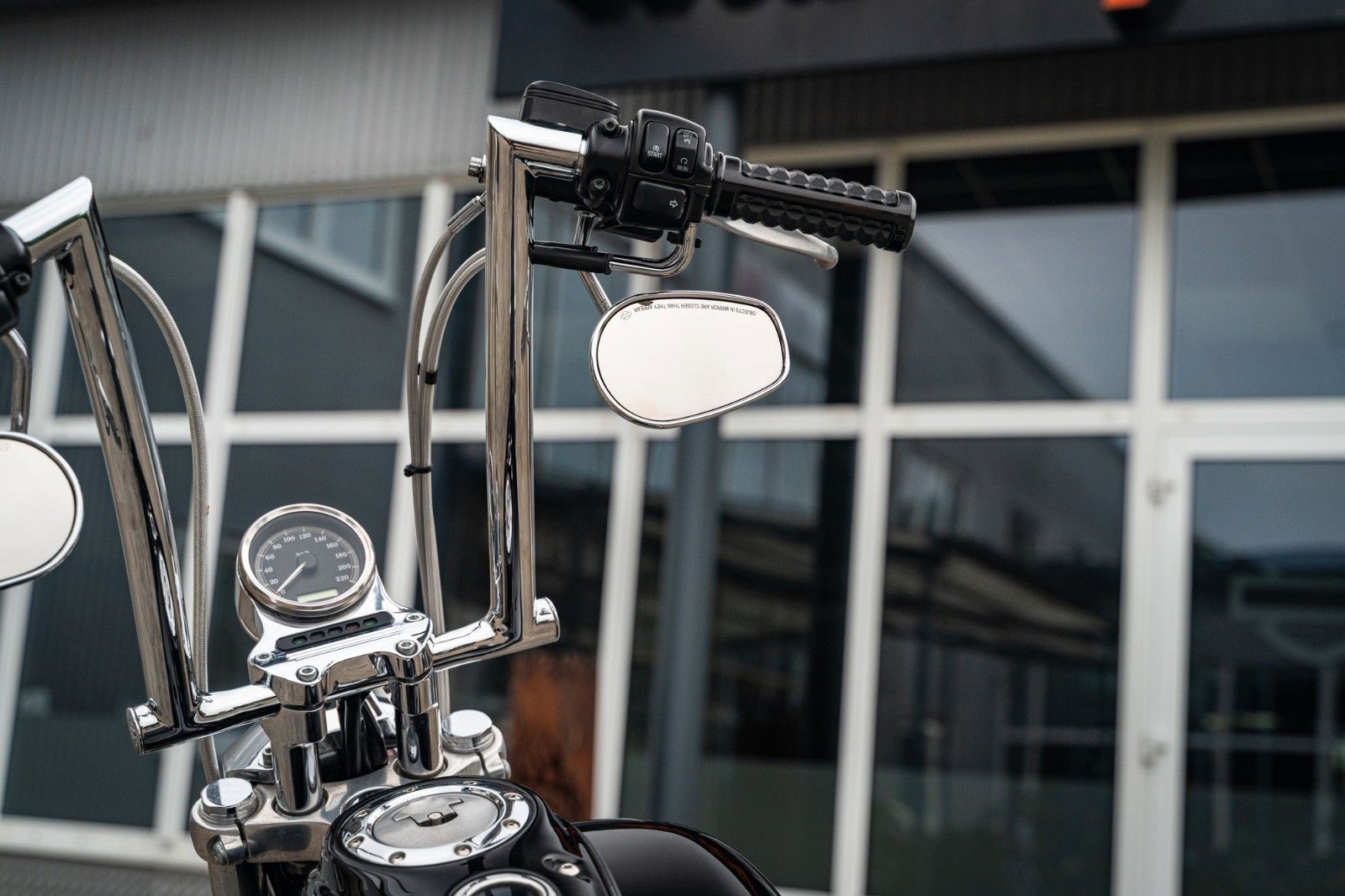Fahrzeugabbildung Harley-Davidson DYNA SUPER GLIDE CUSTOM  FXDCI - PENZL - APE