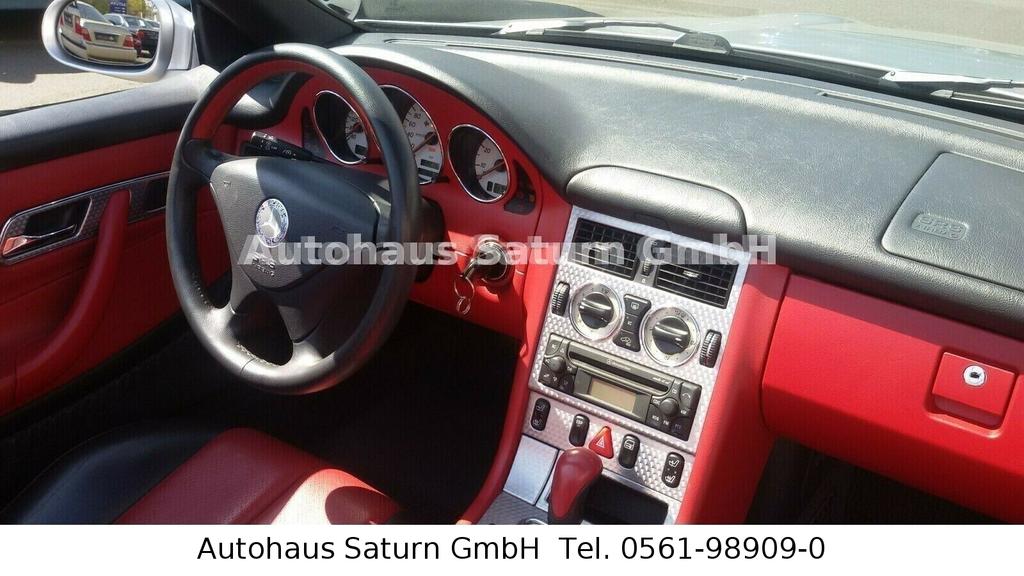 Mercedes-Benz SLK 320