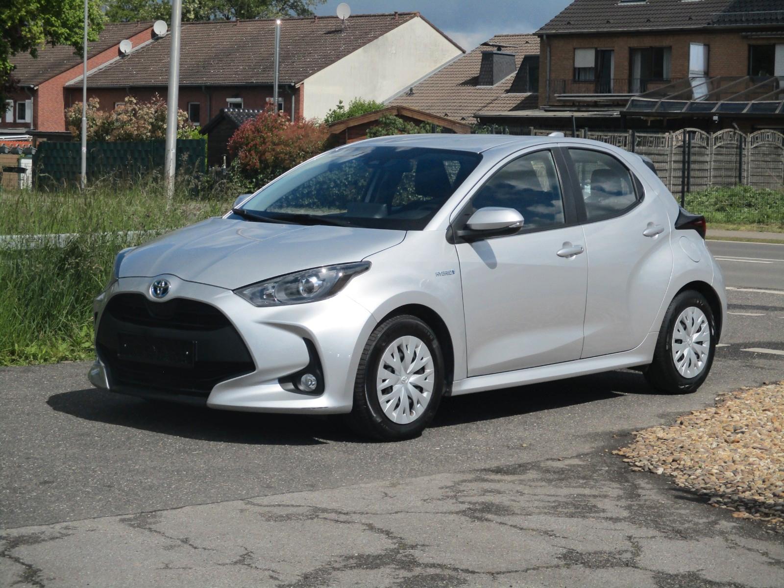 Toyota Yaris 1.5 Hybrid Aut.*Klima*Navi*Kamera*Pdc*Temp