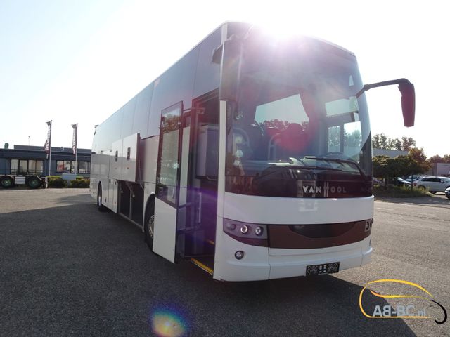 Vanhool EX16 - 63 Sitze EURO 6