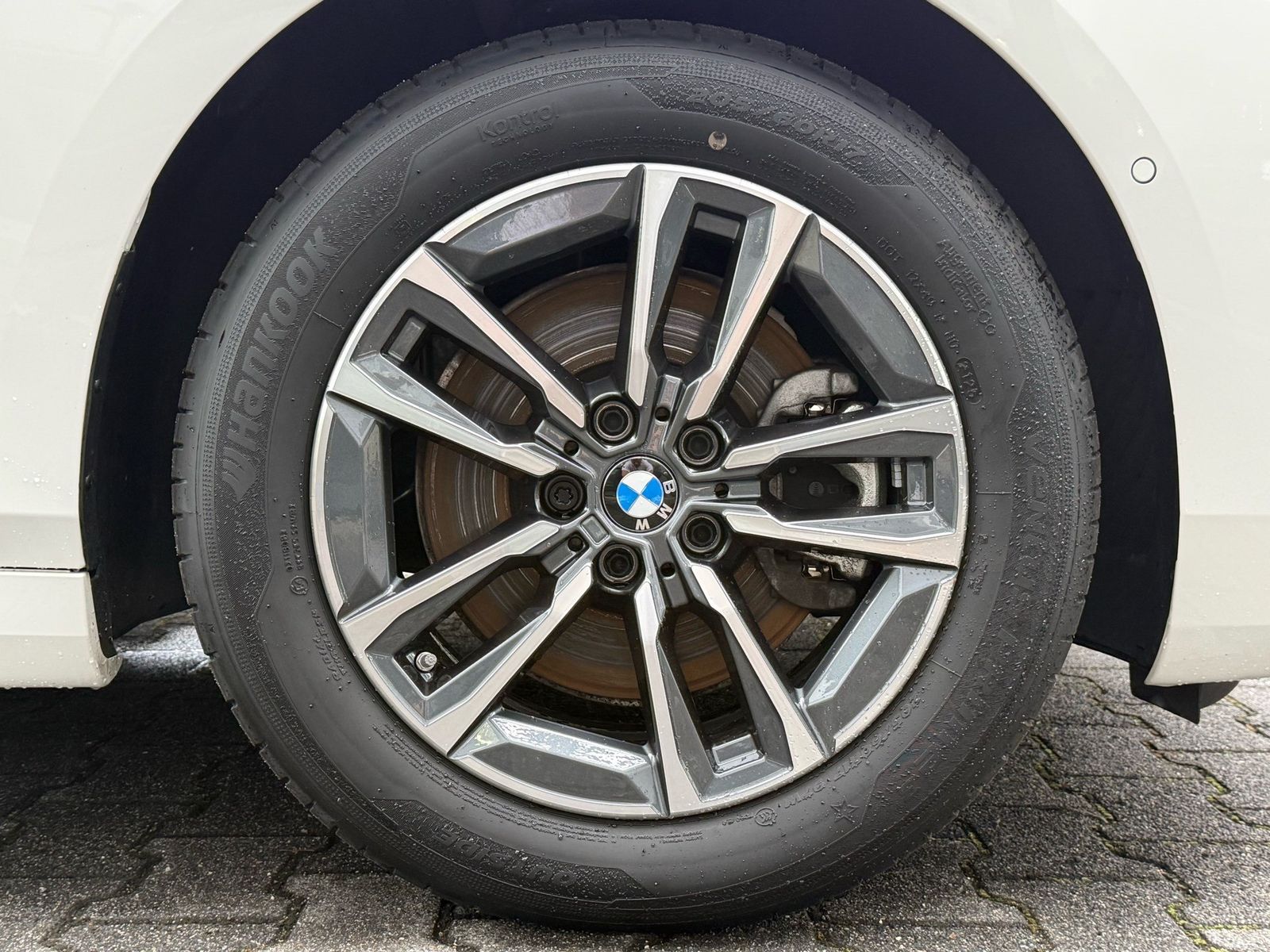 BMW 223 Active Tourer - Bild 26
