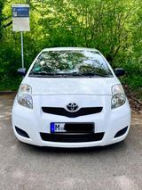 Toyota Yaris 1,33-l-Dual-VVT-i  - Toyota Yaris: 33 Vvt I