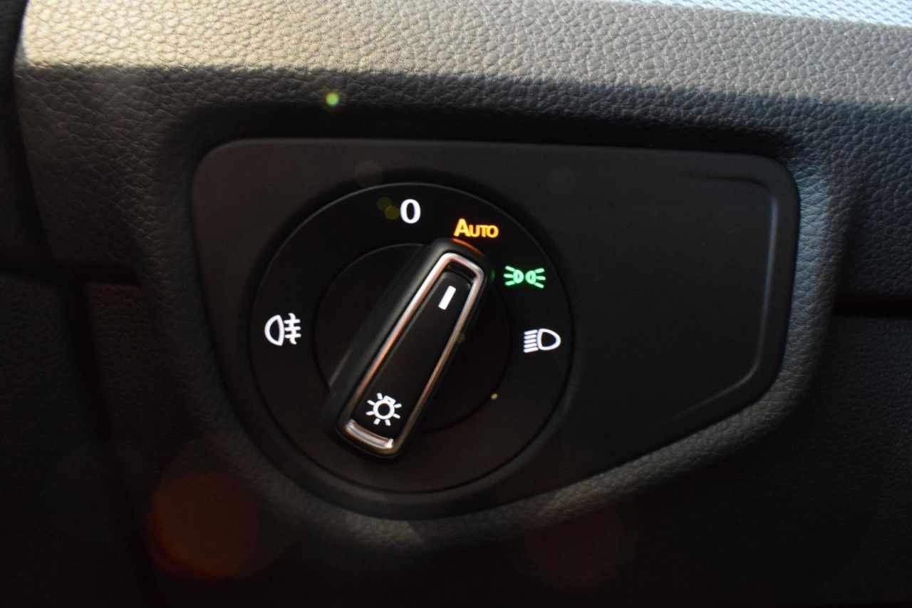 Volkswagen Touran - Bild 12
