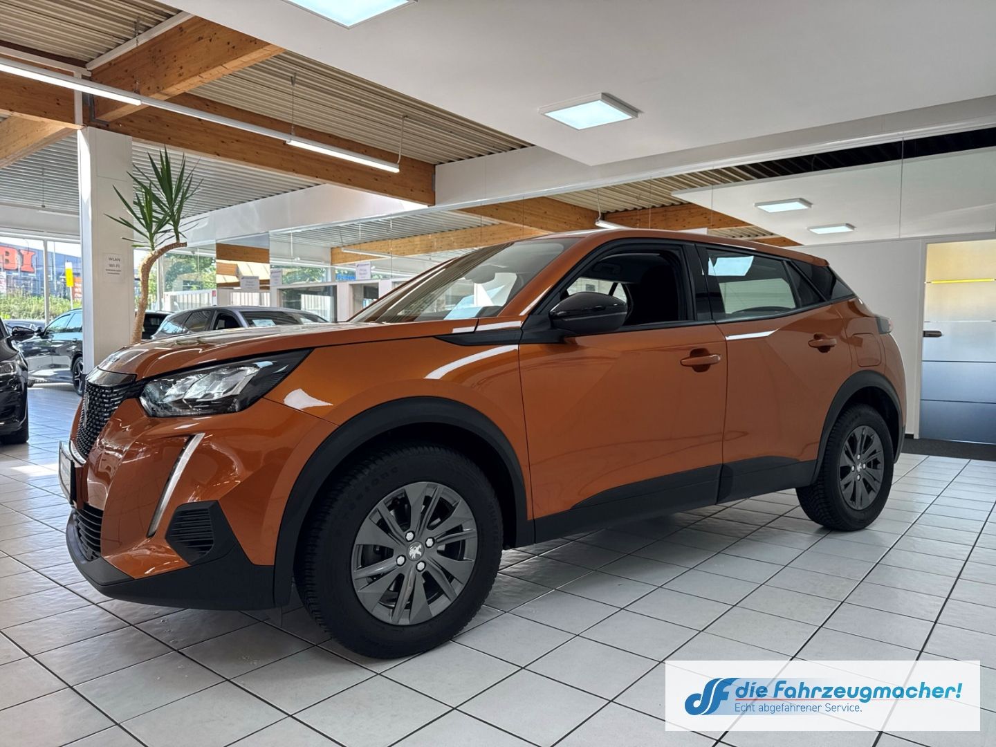 Fahrzeugabbildung Peugeot 2008 Active Pack 1.2 PureTech 130 LED Apple CarP