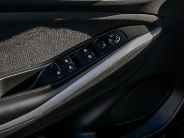 Opel Grandland 1.2 120 Jahre Kamera Sicht-Paket