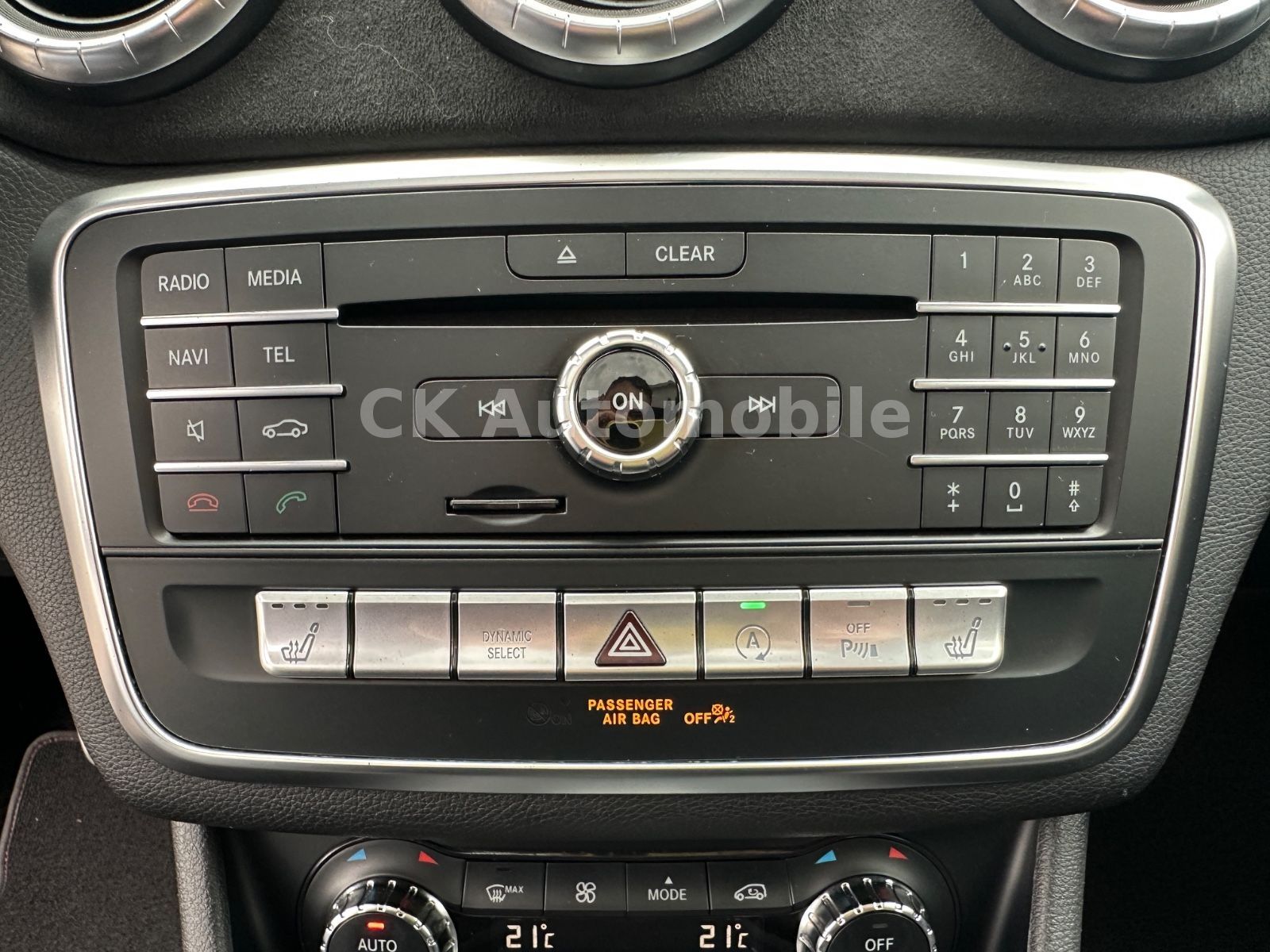 Fahrzeugabbildung Mercedes-Benz CLA 200 Shooting Brake AMG-Line/Night-Paket/LED