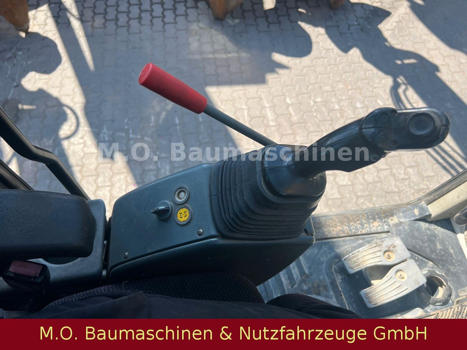 Fahrzeugabbildung Liebherr A 309 Litronic / Hammerleitung / SW / VSA / ZSA