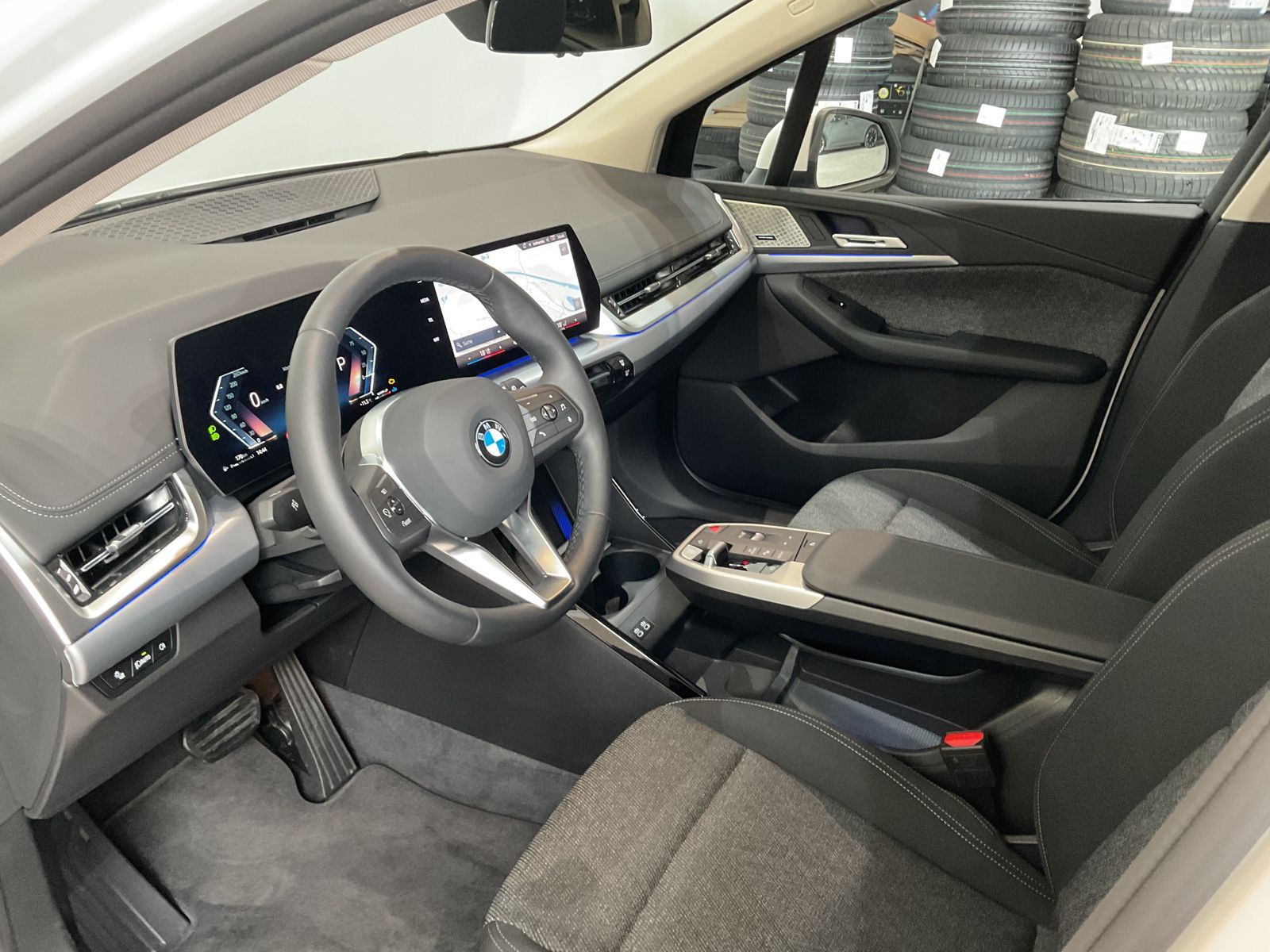 Fahrzeugabbildung BMW 220i |Anhängerkupp. |Lenkradheizung |Harman Kard