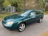 Ford Mondeo 2,0 tüv neu bis 3/2028 - Ford Mondeo aus 2001: Kombi