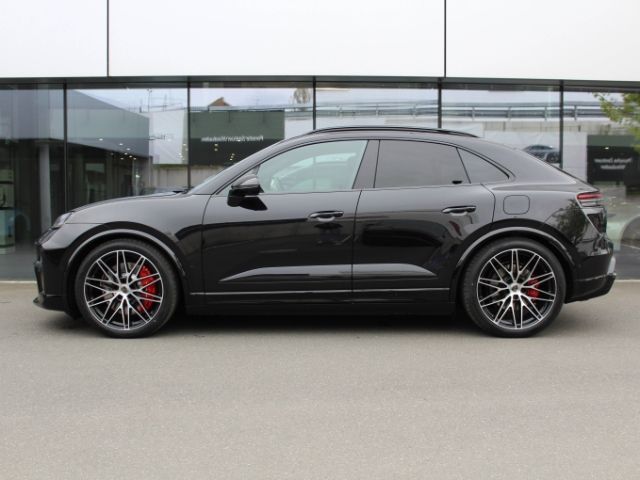 Porsche Macan Turbo imagem 2