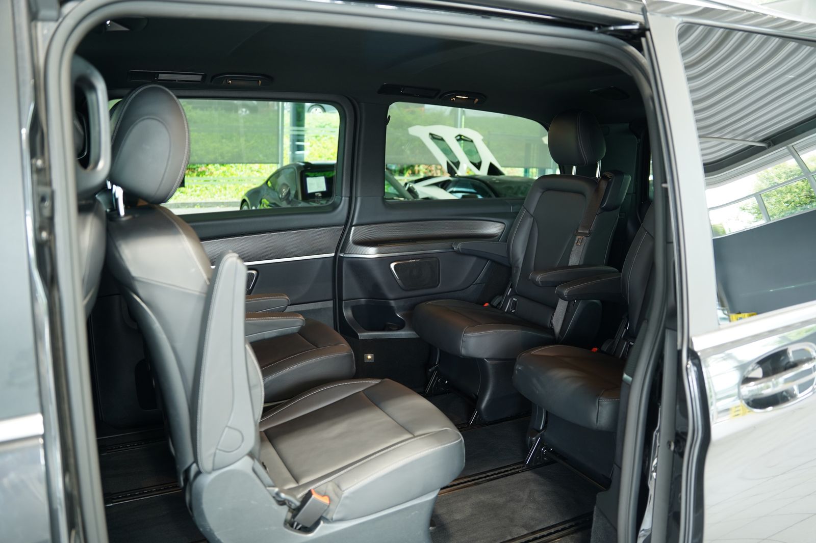 Mercedes Benz V 300