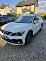 Volkswagen Tiguan Allspace 2.0 TDI SCR 140kW DSG 4MOTIO... - VW Tiguan Allspace Unfallwagen