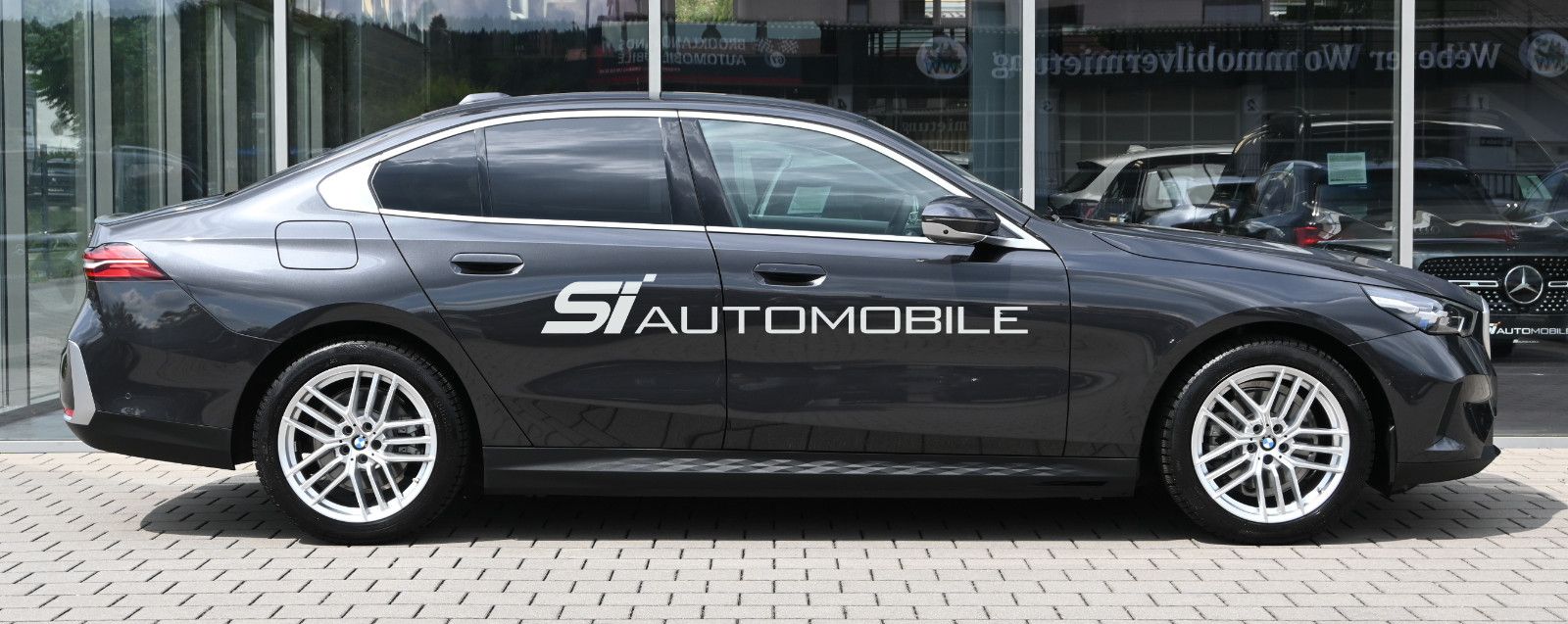 Fahrzeugabbildung BMW 530e °UVP 84.740€°ACC°AHK°SITZBELÜFT°360°HARMAN°