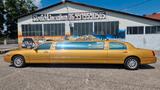 Lincoln Town Car Stretchlimousine - Lincoln Town Car: Limousine