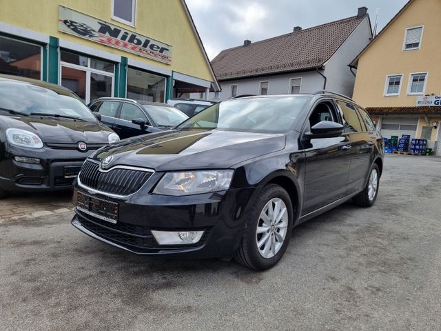 Skoda Octavia Combi 2.0TDI Style NAVI+CARPLAY+PDC+2.HA