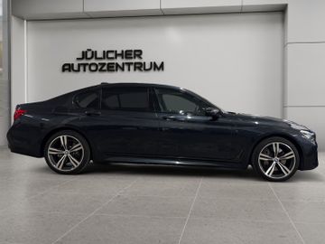 BMW 750 - 2