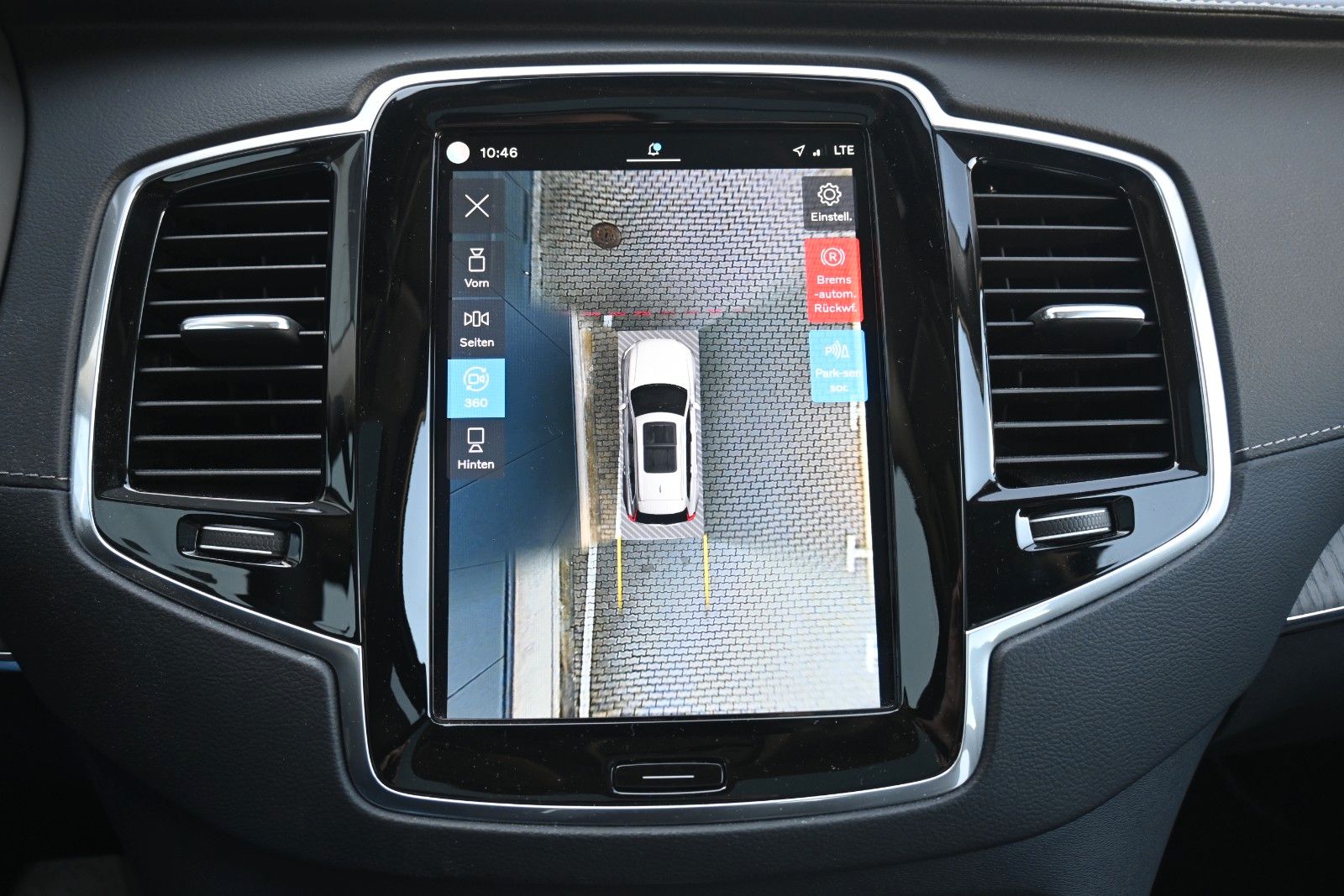 Fahrzeugabbildung Volvo XC90 B5 D AWD Dark*STDHZG*PANO*360°*