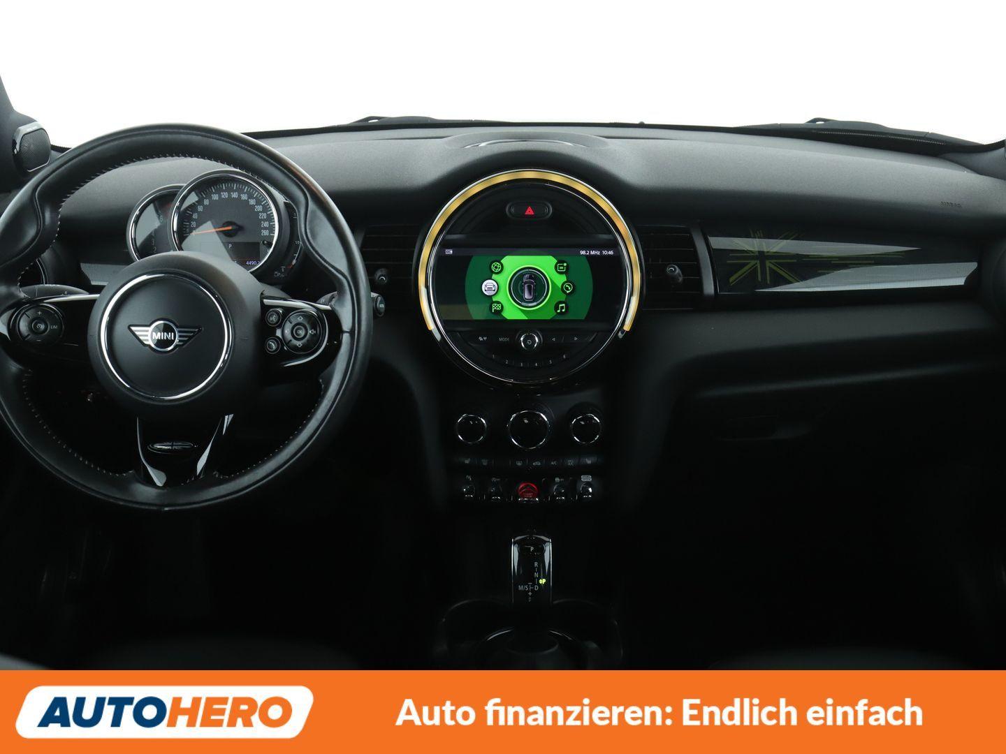 MINI Cooper Aut.*NAVI*LED*TEMPO*PDC*SHZ*