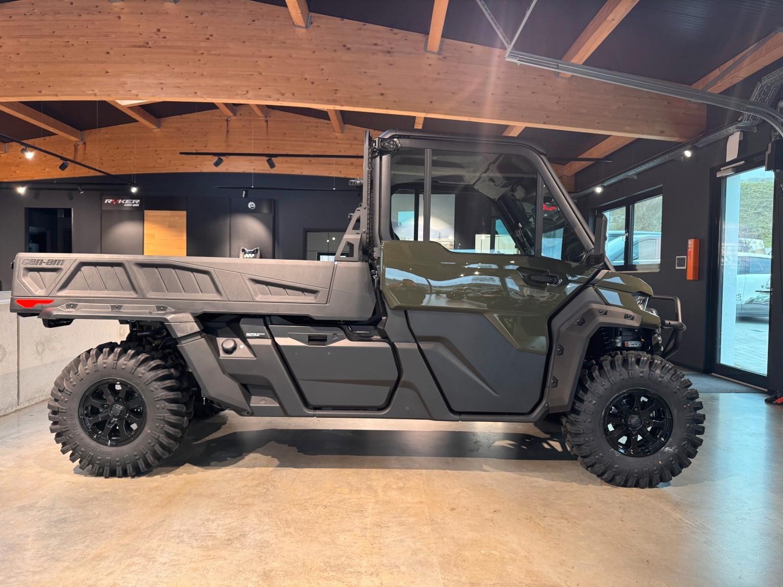 Can-Am Traxter XU PRO HD10 T ABS 2026 mit Ausstattung