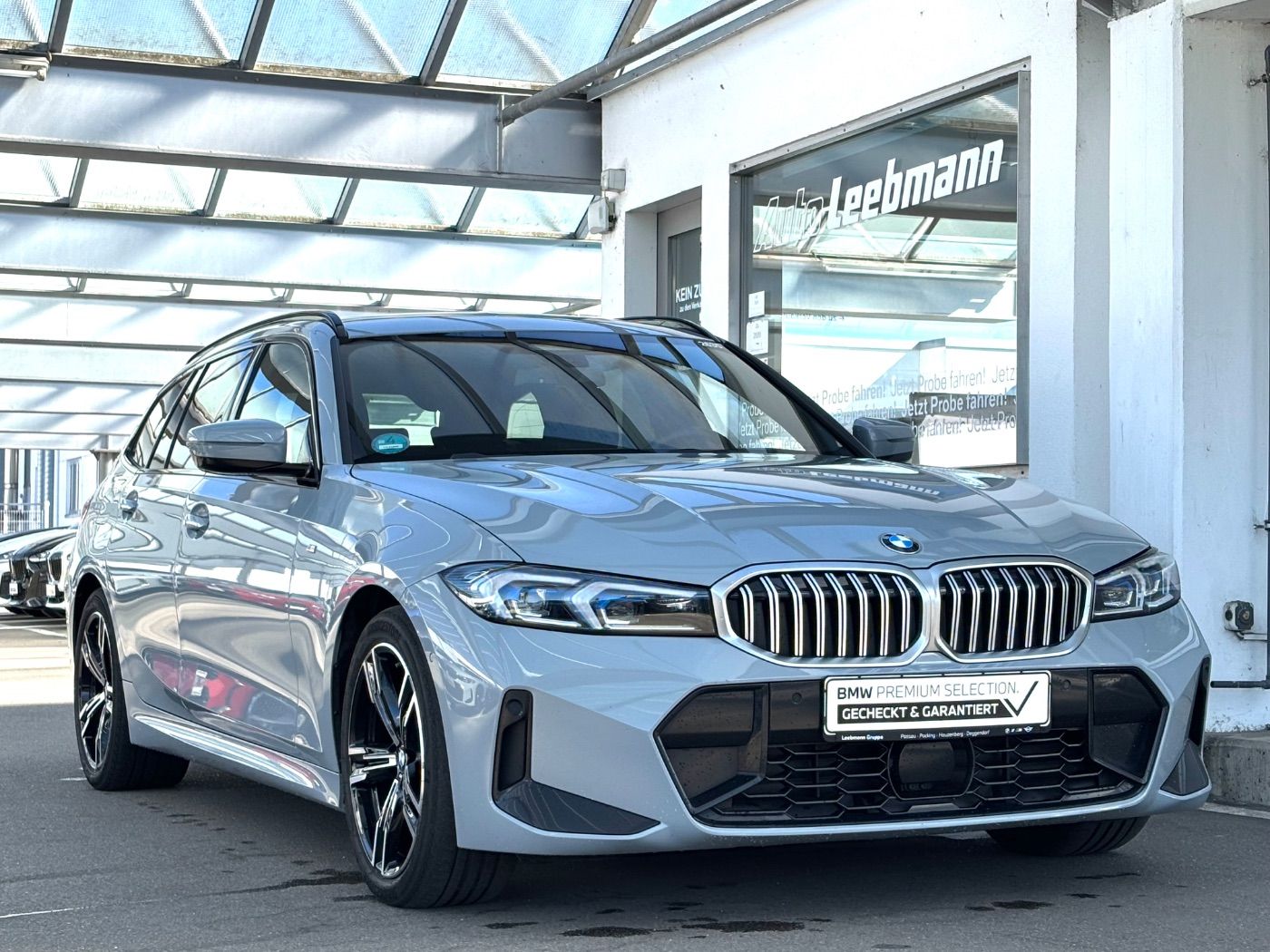 BMW 320d xDrive Tour. M-Sportpaket GARANTIE-08/2029 foto 2