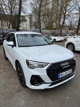 Audi Q3 S line 40 TFSI quattro | 190PS | Alcanta - Audi A1 in Hamburg