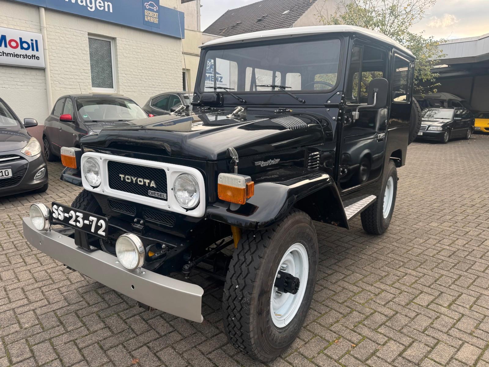 Toyota Land Cruiser BJ40 Diesel Vollrestauriert!